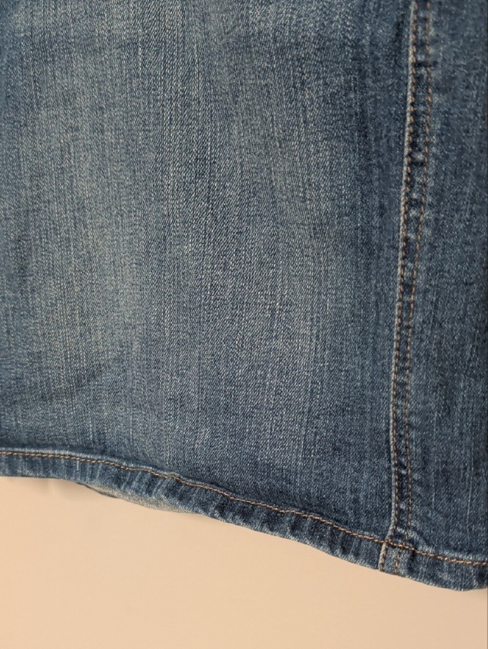 J. Jill Medium Wash Denim Shorts - Picture 3 of 6